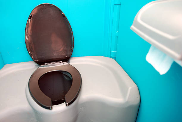 Best Sanitation services for porta potties  in West Dundee, IL